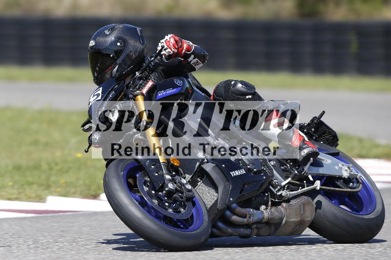 /Archiv-2025/48 25.08.2025 Cornu Master School ADR/rot-rouge/65